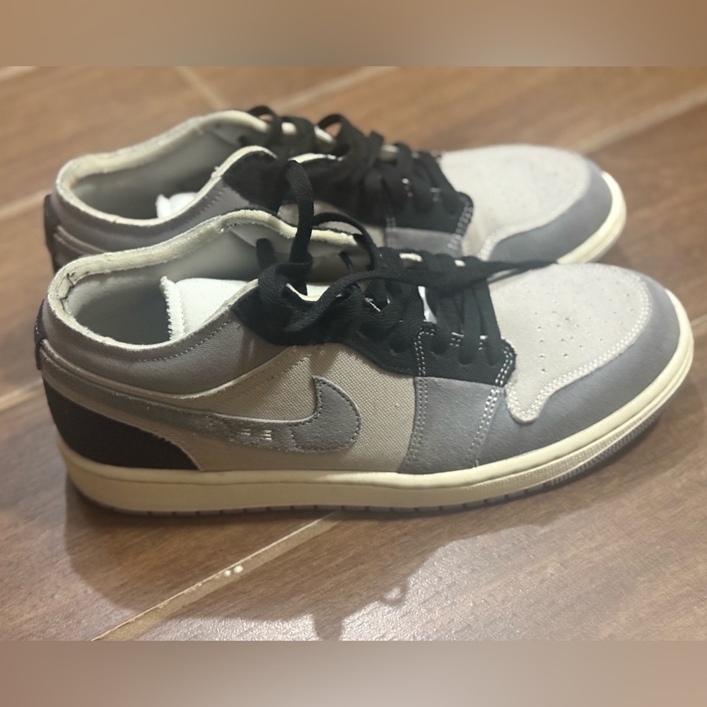 Air Jordan 1 SE Craft Low Inside Out - Cement Grey